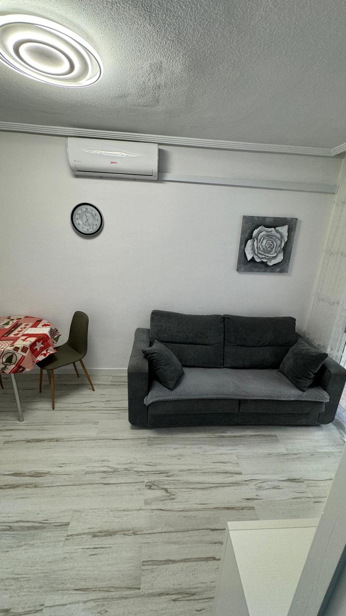 Playa Del Cura Apartment With 2 Bedrooms 托雷维耶哈 外观 照片